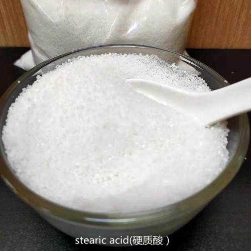 Industrial 99% Purity Triple Pressed Stearic Acid for Plastics Rubber Candles